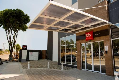 Santa Cruz Hotel | Pet-Friendly ibis Aracruz with Great Amenities & High Rating