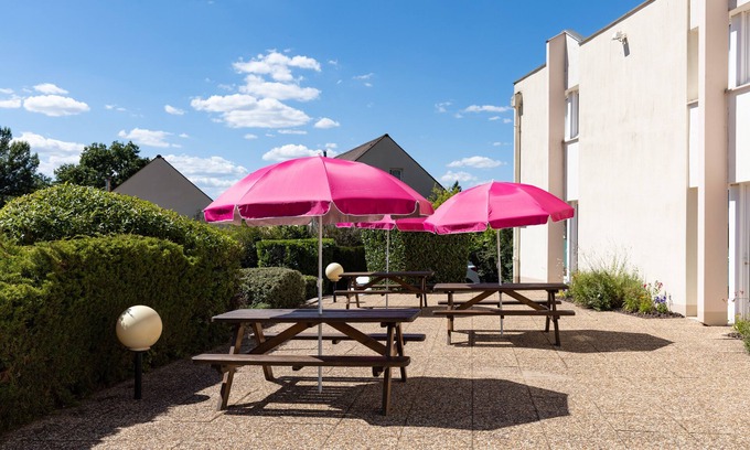 Autun Hotel | Eco-Friendly Stay at ibis Autun with Spa and Breakfast