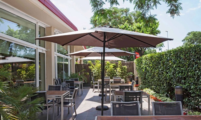 Cornella de Llobregat Hotel | Discover ibis Barcelona Cornella: Top-Rated Comfort & Spa