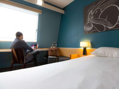 Besancon Hotel | Pet-Friendly ibis Besançon Centre la City with Great Amenities