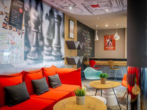 Barakaldo Hotel | Pet Friendly Ibis Bilbao Barakaldo with Family Amenities