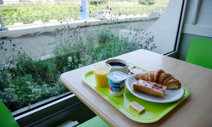 Le Blanc-Mesnil Hotel | Budget-Friendly Stay at ibis budget Aeroport le Bourget