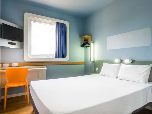 Araraquara Hotel | Budget-Friendly Stay at Ibis Budget Araraquara Hotel