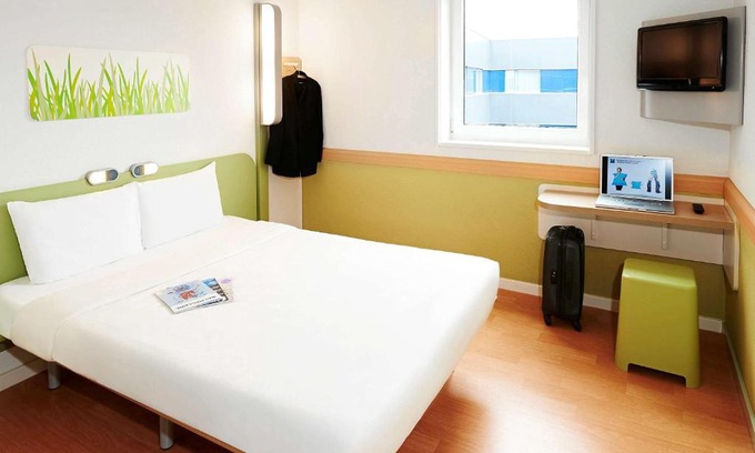 Arles Hotel | Comfortable Stay at ibis Budget Arles Palais Des Congres