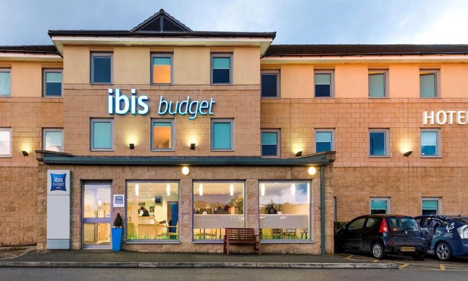 Bradford Hotel | Pet-Friendly ibis budget Bradford with Breakfast Included
