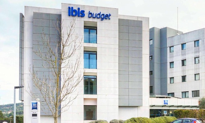 Fontajau House | Budget-Friendly Ibis Budget Girona Costa Brava Awaits