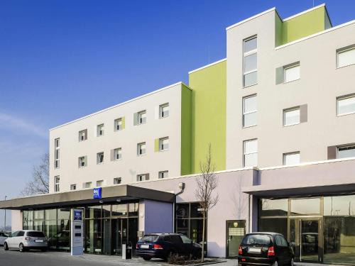 Altenerding Hotel | Pet-Friendly Ibis Budget München Airport with Kitchen Access
