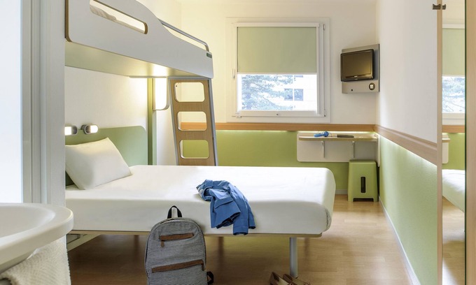 Himmelreich Hotel | Budget-Friendly Ibis Budget Salzburg Airport for Families