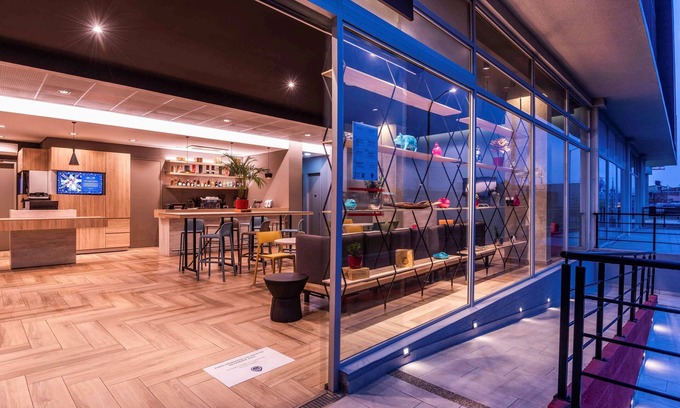 Chia Hotel | Discover ibis Chia: Accessible Comfort with Spa Amenities