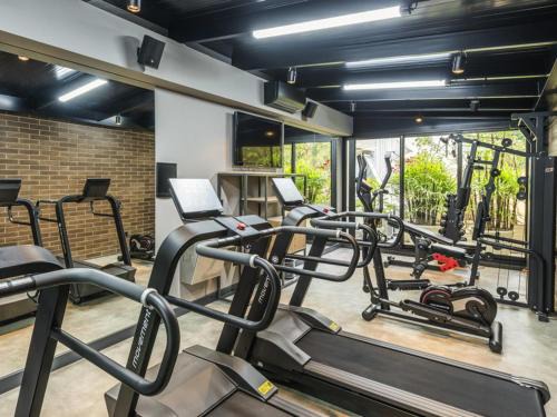 Batel Hotel | Discover ibis Curitiba Batel: Pet Friendly & Family-Oriented