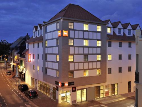 De Panne Hotel | Discover ibis De Panne: Pet-Friendly with Ocean Views