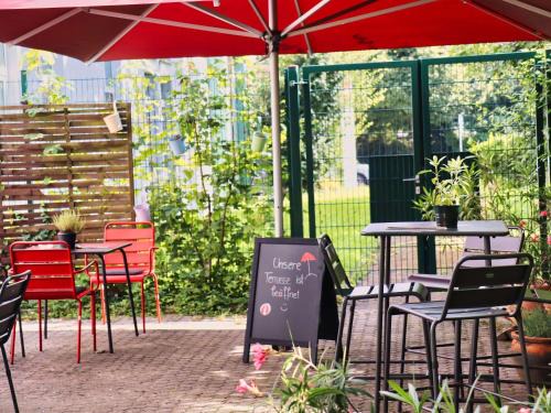 Regensburg Hotel | Comfortable ibis Hotel Regensburg City: Pet Friendly & More