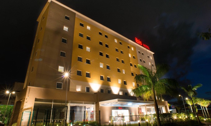 Jardim Virginia Hotel | Discover Relaxation at ibis Itatiba with Spa & Dining