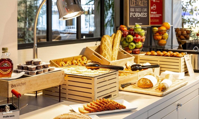 Millau Hotel | Discover ibis Millau: Family-Friendly with Breakfast Included