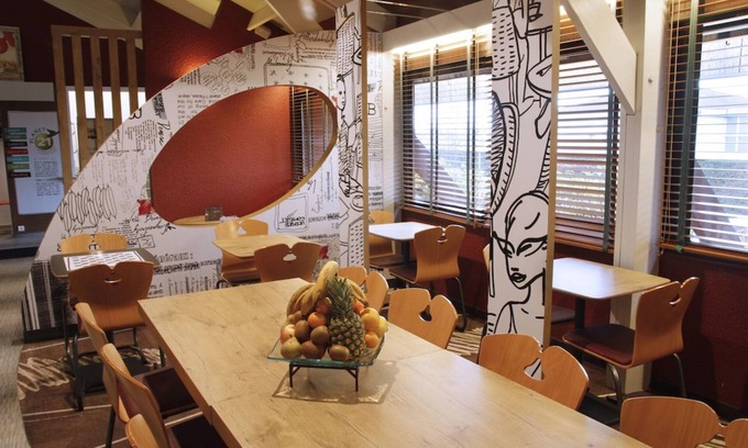 Montbeliard Hotel | Relaxing Stay at ibis Montbeliard with Spa & Dining Options