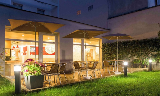 Vanves Hotel | Cozy ibis Paris Porte de Vanves with Spa and Restaurant