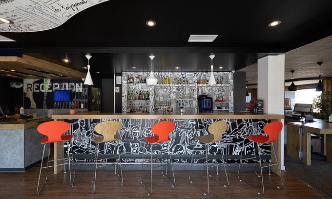 Perpignan Hotel | Discover ibis Perpignan Sud Saint Charles: Spa & Breakfast