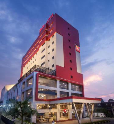 Pontianak Hotel | Budget-Friendly ibis Pontianak City Center with Breakfast