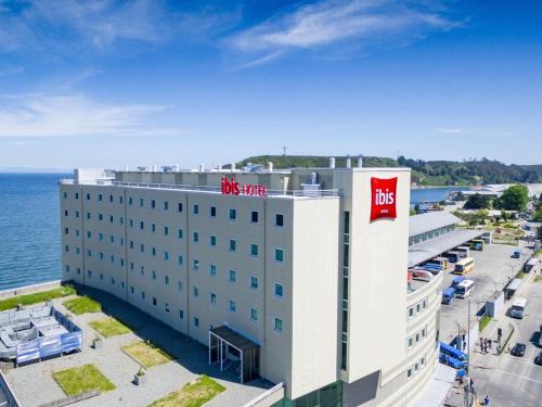 Puerto Montt Hotel | Pet-Friendly ibis Puerto Montt with Amazing Guest Ratings