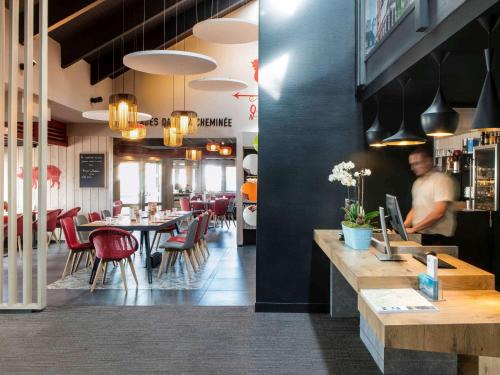Muire - Haubette Hotel | Pet-Friendly ibis Reims Tinqueux with Great Amenities