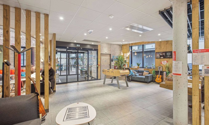 Saint-Germain-en-Laye Hotel | Stylish ibis Saint Germain en Laye Centre with Spa & Breakfast