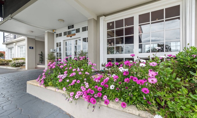 Orana Hotel | Book Your Stay at ibis Styles Albany: Family-Friendly Retreat