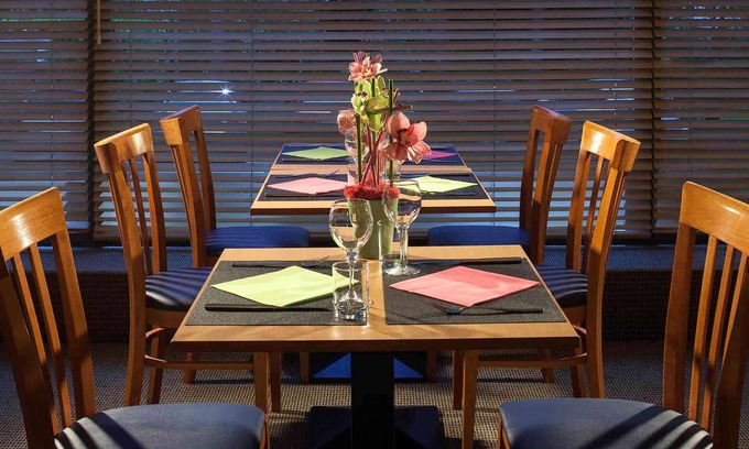 Besancon Hotel | Experience Comfort at ibis Styles Besançon with Pool & Spa