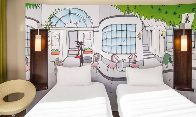 Center Hotel | Comfortable ibis Styles Evry Courcouronnes Hotel & Events