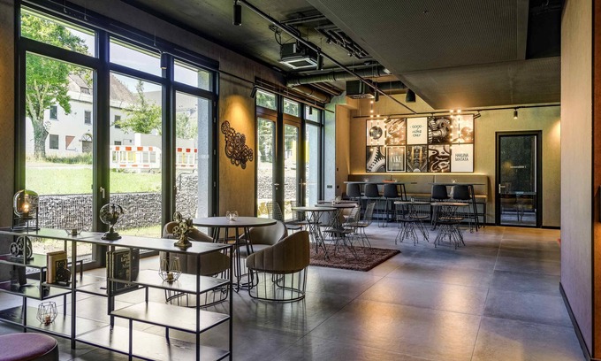 Schnetzenhausen Hotel | Discover Ibis Styles Friedrichshafen: Family-Friendly Retreat