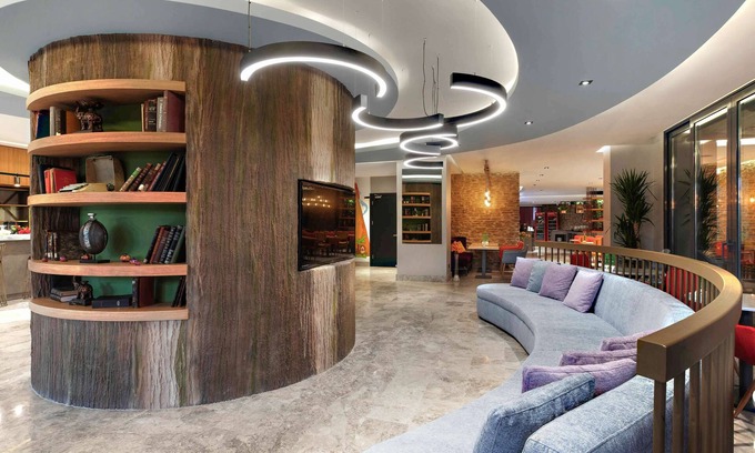 Kucukbakkalkoy Hotel | Stylish ibis Styles Istanbul Atasehir with Family Amenities