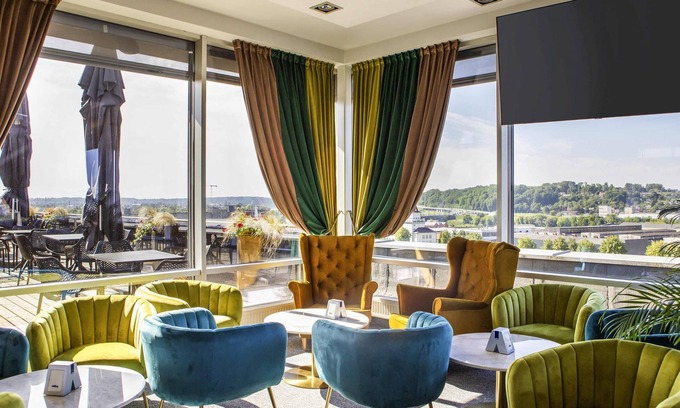 Kaunas Hotel | Comfortable Ibis Styles Kaunas Centre with Family Amenities