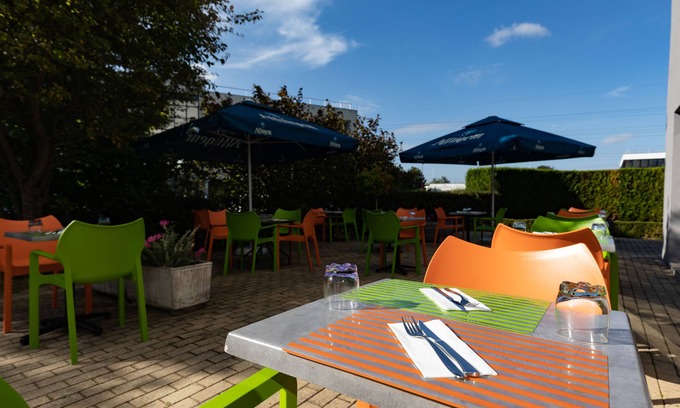 Marcq-en-Baroeul Hotel | Stylish ibis Styles Lille Marcq en Baroeul with Spa & Dining