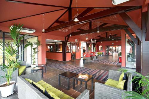 Segre Hotel | Discover ibis Styles Segre: Pet Friendly & Family-Friendly Stay