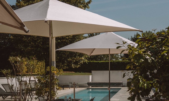 Labege Hotel | Comfortable Ibis Styles Toulouse Labège with Pool & Spa