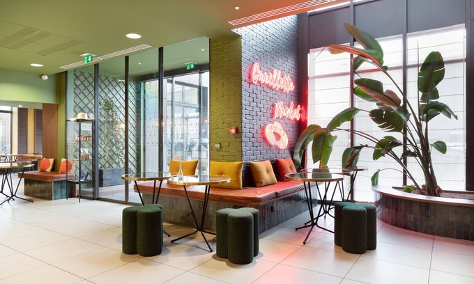 Saint-Cyr-l'Ecole Hotel | Family-Friendly ibis Styles Versailles with Breakfast Included