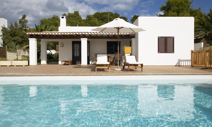 Cala Comte House | Beachfront Ibiza House with Spectacular Sea Views for 8