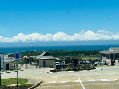 Kidd's Beach Apartment | Family-Friendly Ice Holiday Home with Top Guest Ratings