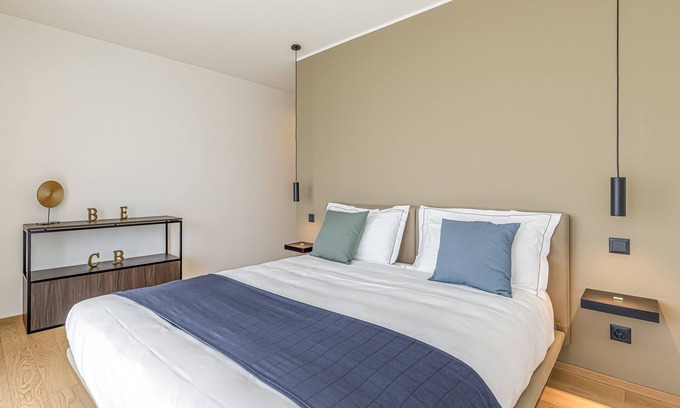 Lugano Apartment | Executive Suite at ICON H 603, Family-Friendly in Lugano