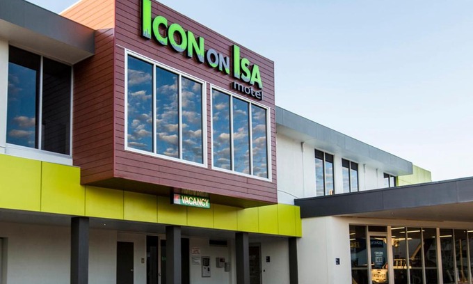 Mount Isa City Hotel | Discover Icon on Isa: Family-Friendly 4-Star Retreat