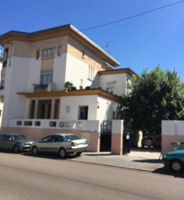 Faubourg North Apartment | Art Deco Haven with Secure Parking near City Center