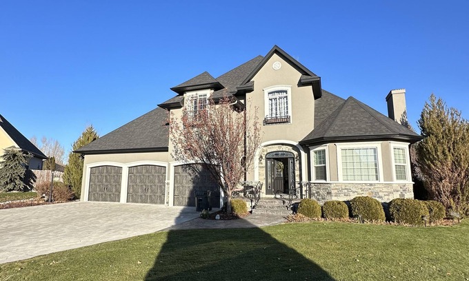 Idaho Falls House | Idaho Falls 6-Bed Home with Spa and Hot Tub Amenities