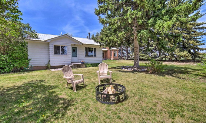 Idaho Falls House | Idaho Falls Farmhouse: Family-Friendly Retreat Near Downtown