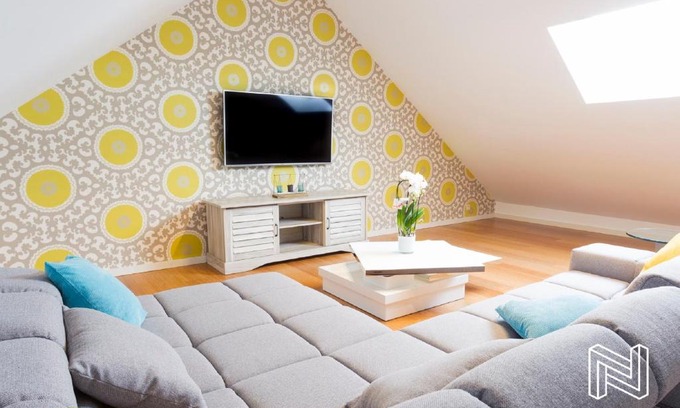 Oreye Apartment | Iddup Atrium: Guest Rated 9.6 with Family-Friendly Dining