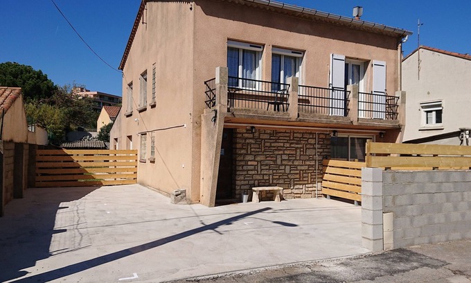 Saint-Salvayre Apartment | Cozy Apartment "Les vacances d'Elsa" Near Grands Buffets