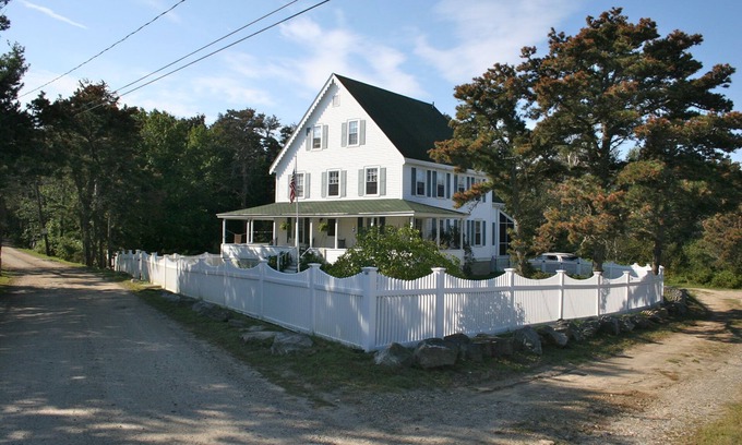 Phippsburg House | Perfect Beach House for Families: Pet Friendly, Oceanfront