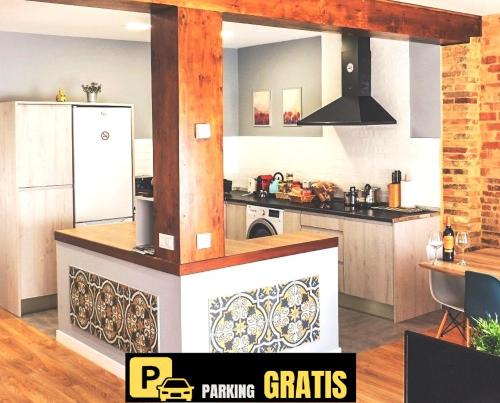 Logrono City Centre Apartment | Tranquil IDEAL & CENTRO: Free Parking, 9.7/10 Guest Rated