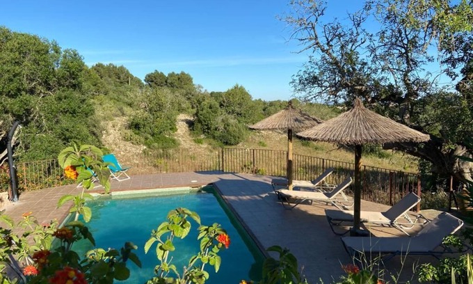 Es Carritxo Cottage | Perfect Finca for Families & Friends Near Cas Concos