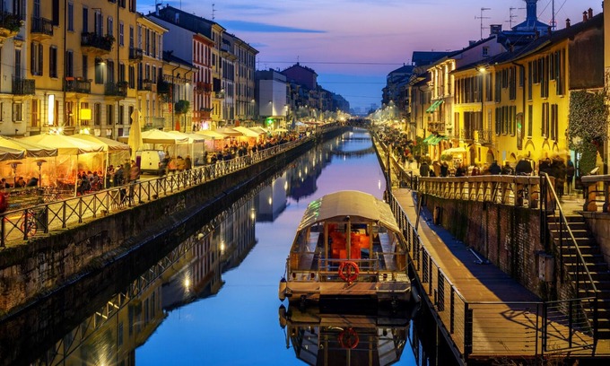 Porta Genova Apartment | Perfect Retreat for Couples & Business Travelers in the City