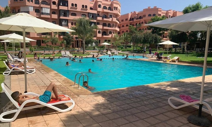 Palmeraie Apartment | Family-Friendly Retreat with Ocean Views & Internet Access