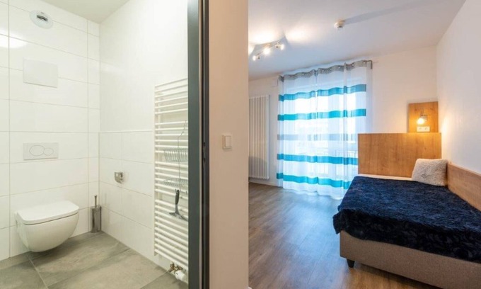 Ramersdorf Apartment | Perfect Stay for Interns and Students - Book Monthly Now!